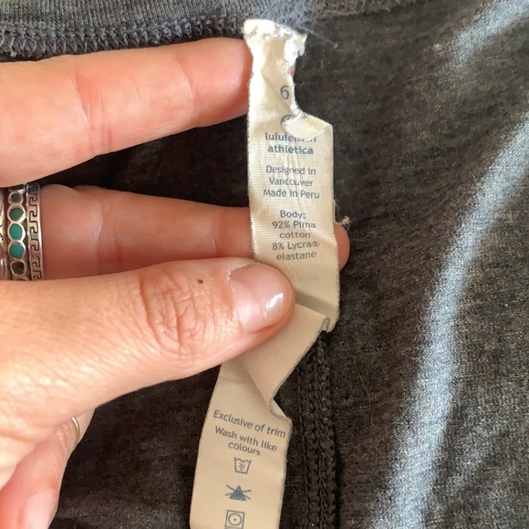 Lululemon Long Sleeve High Lo Flow City Bound Tee - Picture 5 of 6